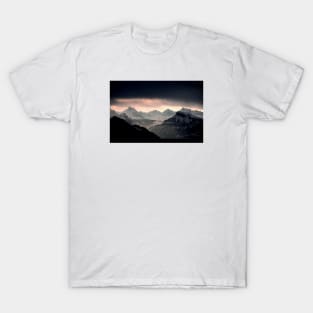 Swiss Alps Dark / Swiss Artwork Photography T-Shirt